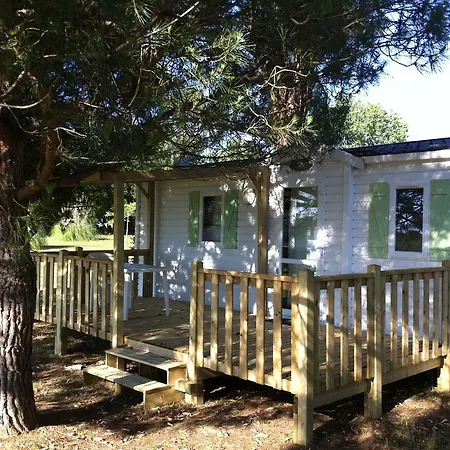 مكان تخييم Camping Miami Plage Poggio Mezzana