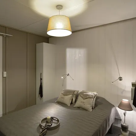 مكان تخييم Camping Miami Plage *